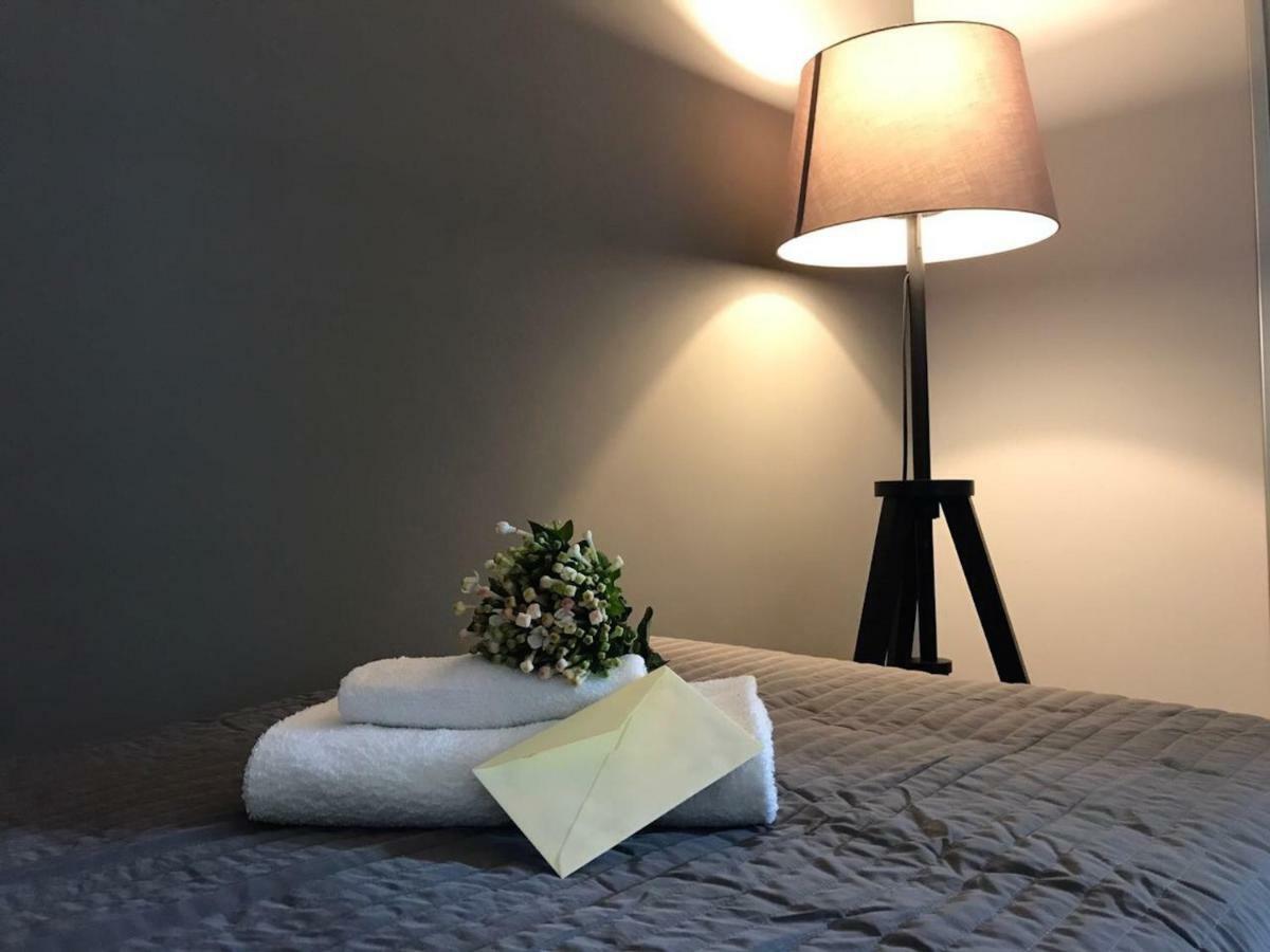 Domi Apartments Wellness Помпей Екстериор снимка