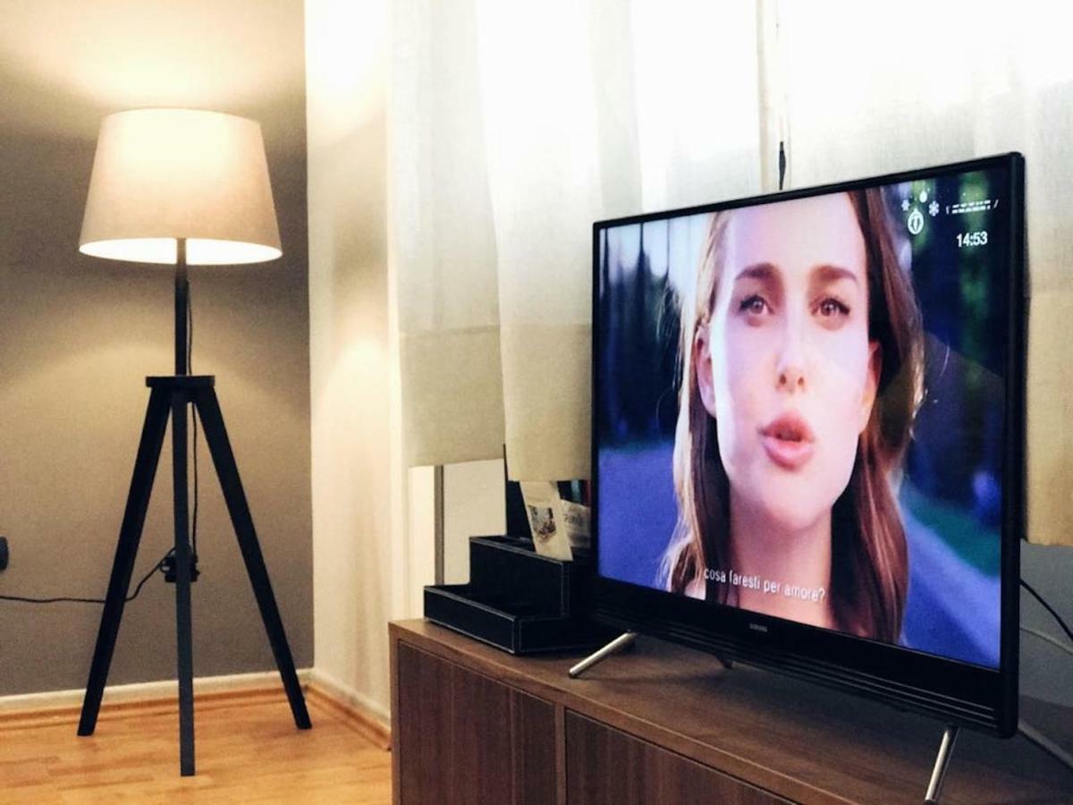 Domi Apartments Wellness Помпей Екстериор снимка